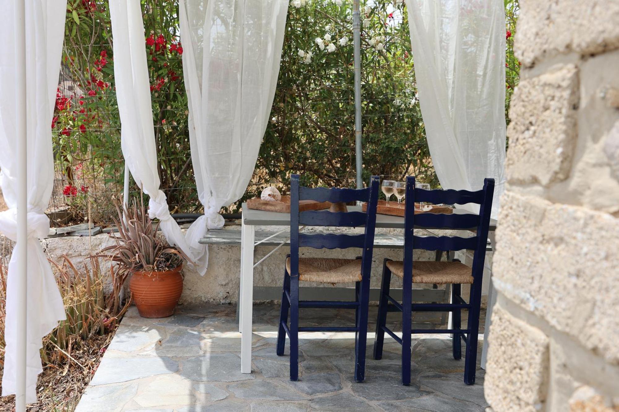 Sea La Vie Agia Marina (Aegina)